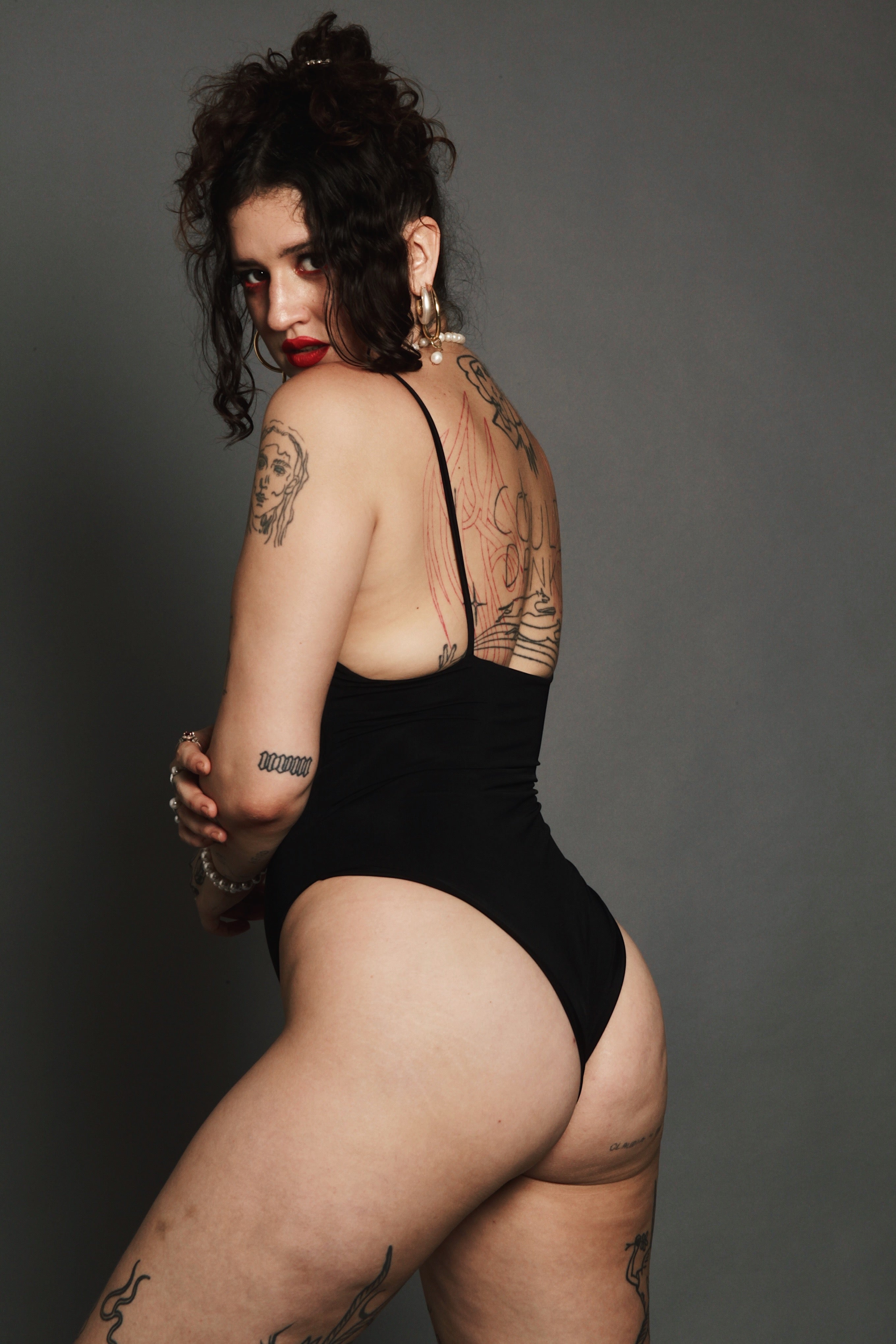 Classic Apparel: One Piece Swimsuit (Jet Black)
