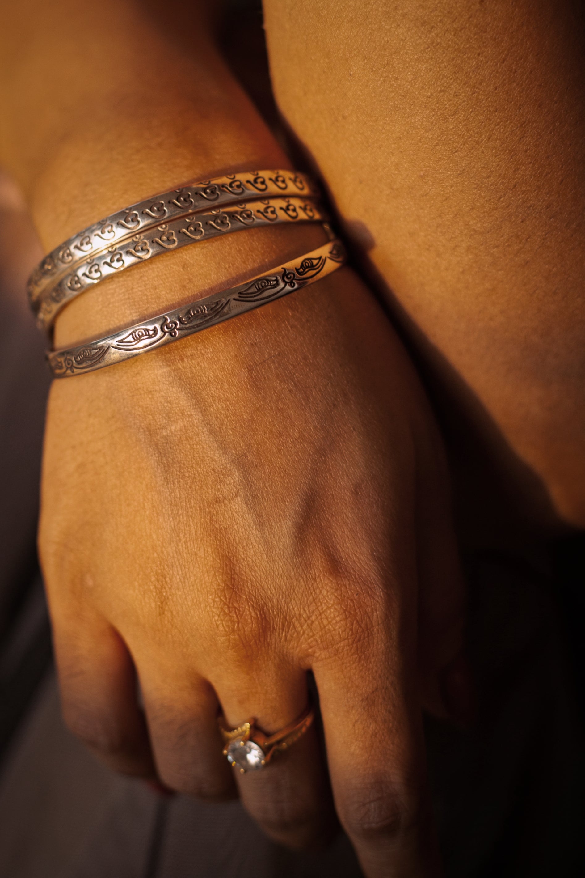 Classic Wisdom Eyes Bangle